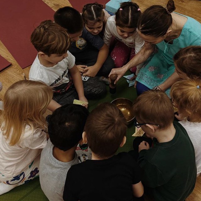 Йога для детей и подростков